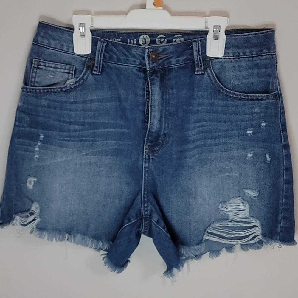 High waisted, cut off denim shorts